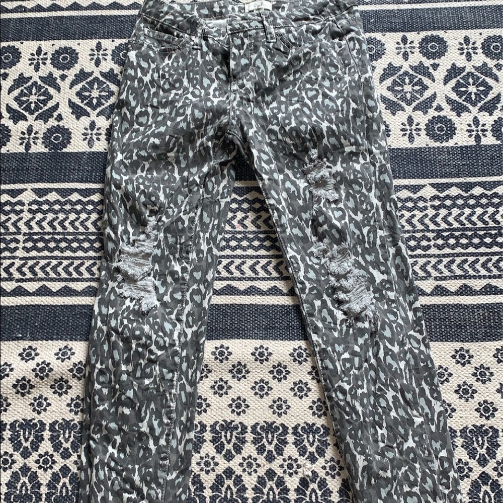 skinny jeans